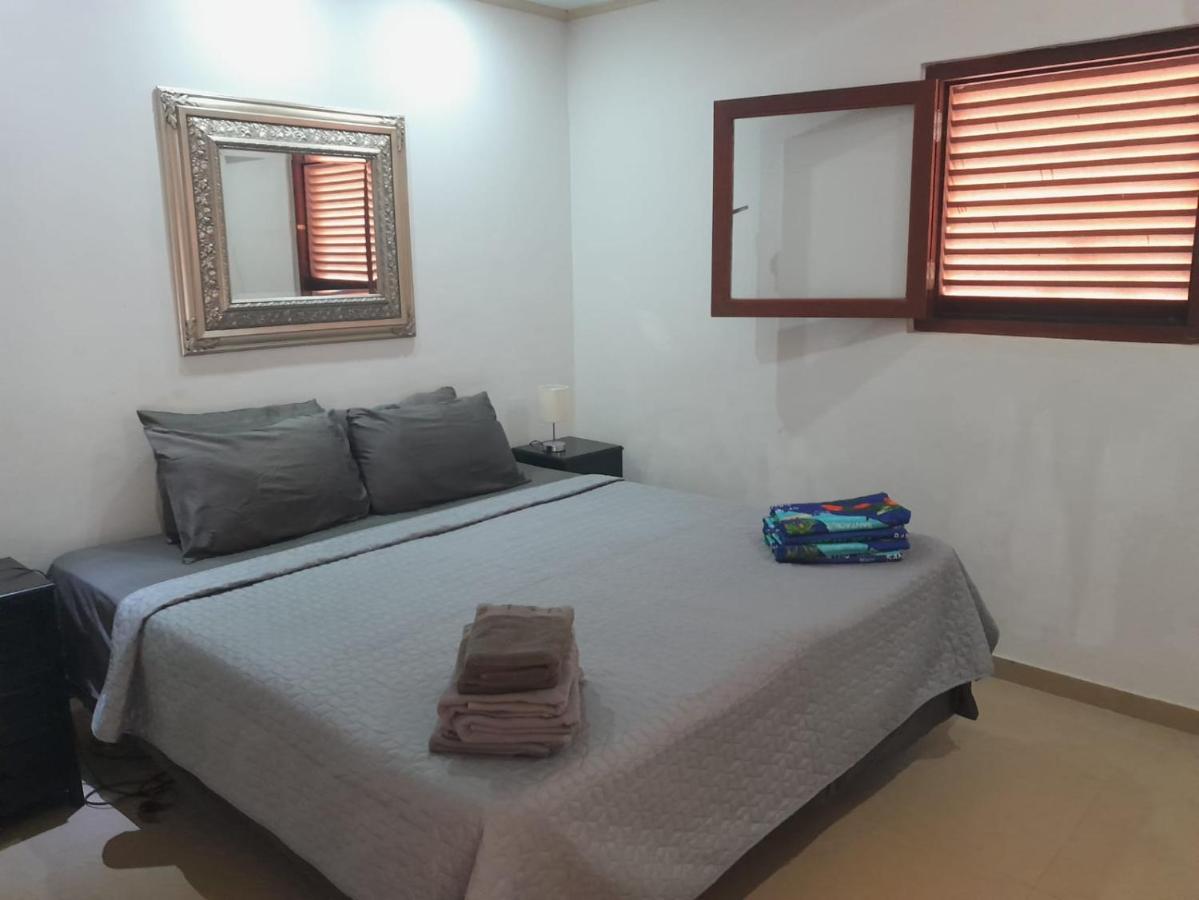 Kas Di Ala Apartments Вилемстад Екстериор снимка