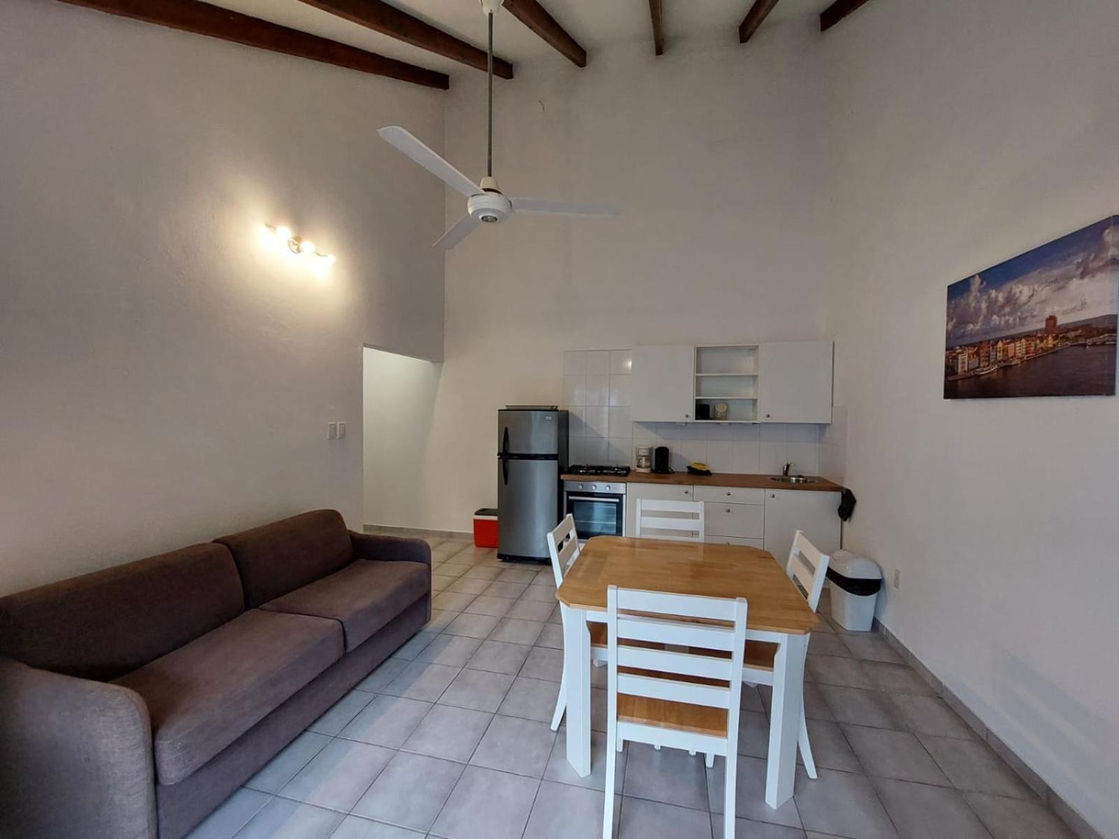 Kas Di Ala Apartments Вилемстад Екстериор снимка
