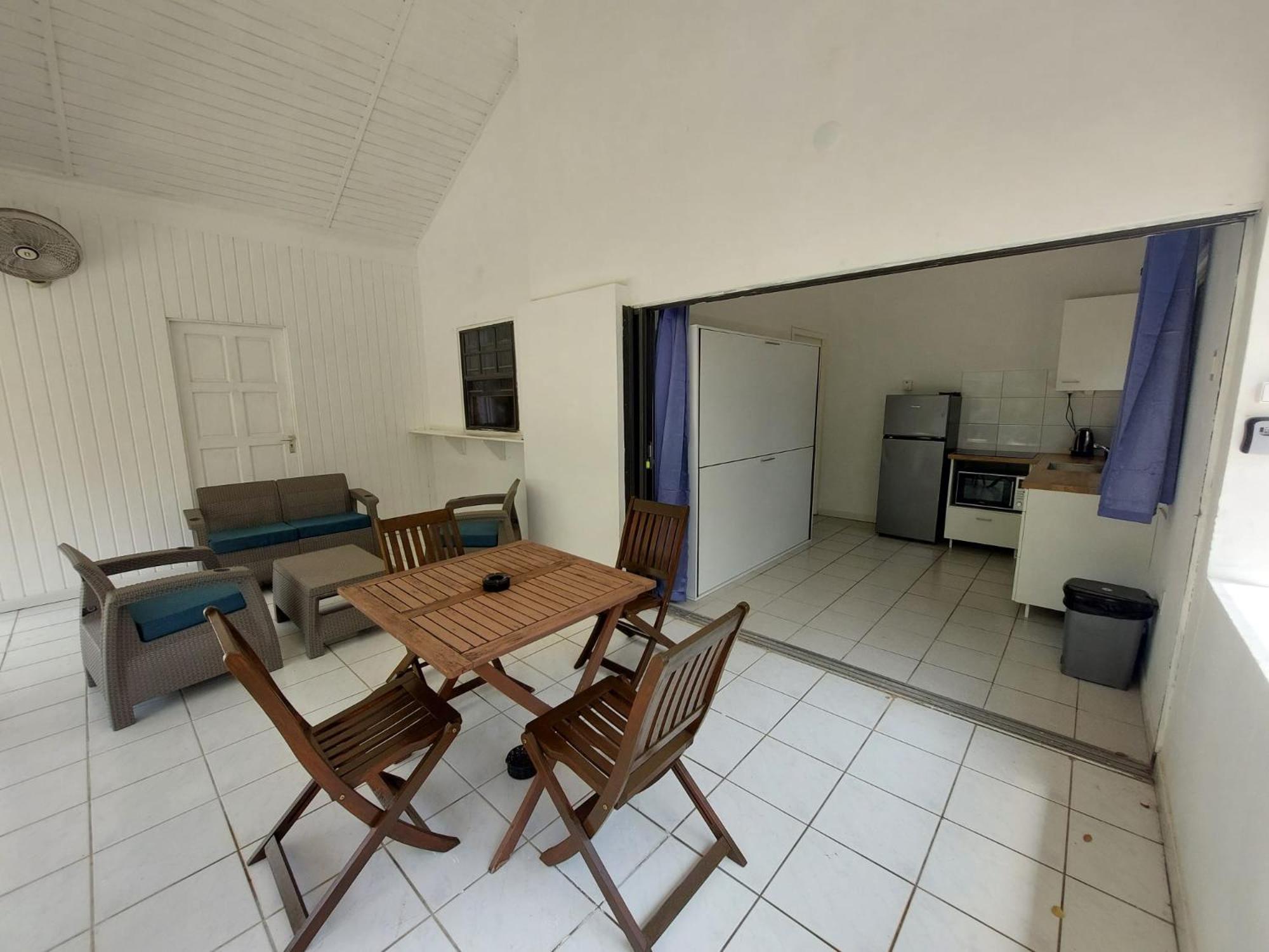 Kas Di Ala Apartments Вилемстад Екстериор снимка
